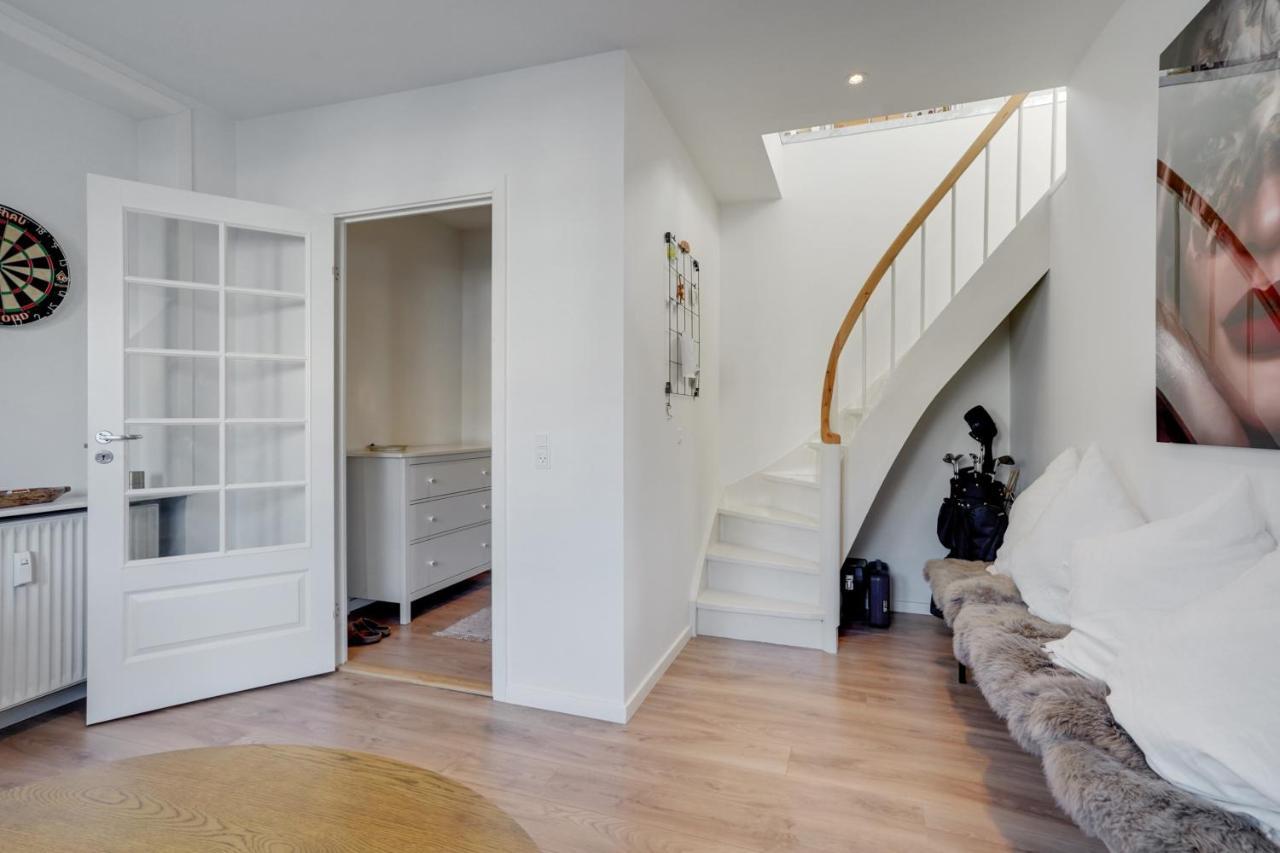 Bath Tub Penthouse In The City オールボー エクステリア 写真