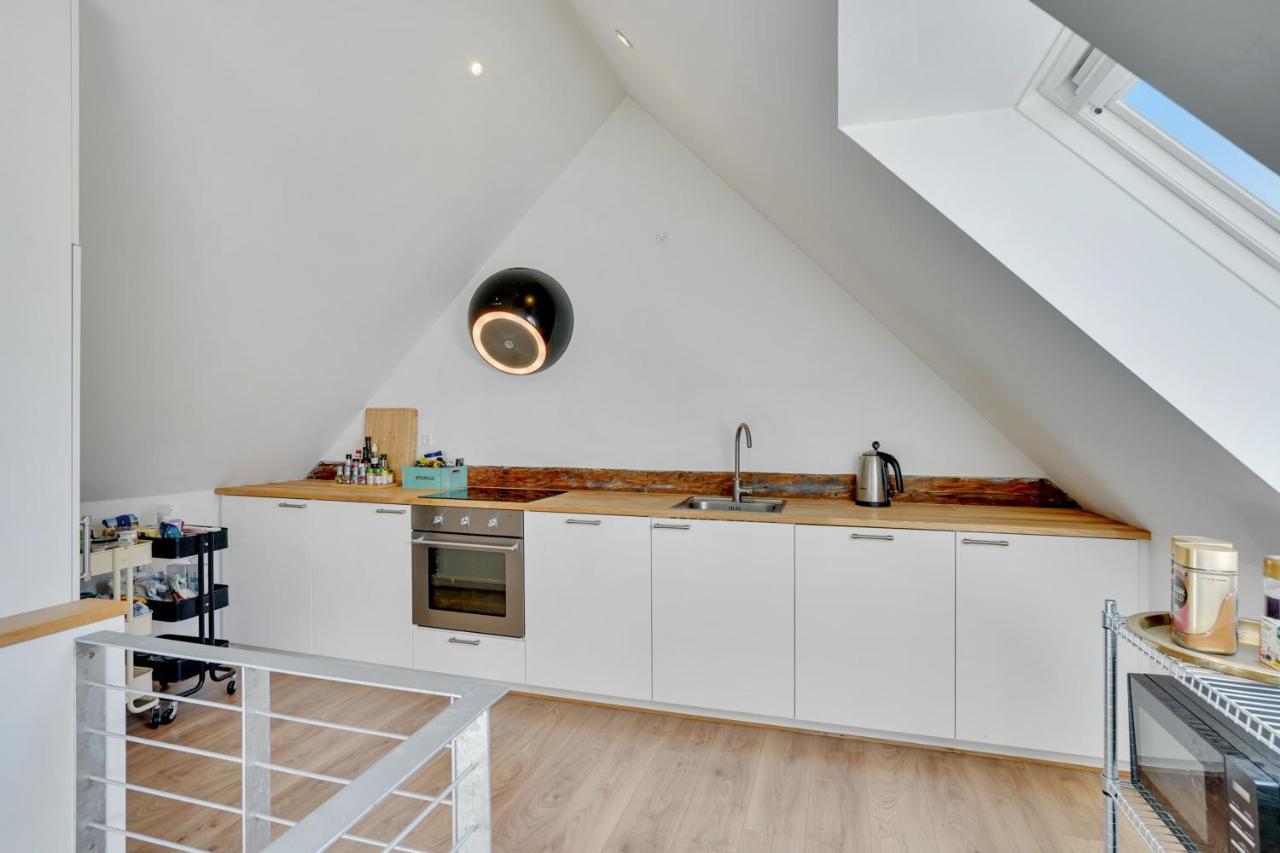 Bath Tub Penthouse In The City オールボー エクステリア 写真
